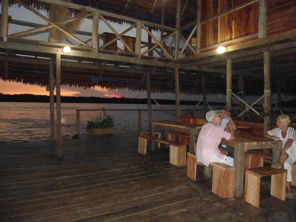 Cabana Flotante Kurupira Leticia Luaran gambar